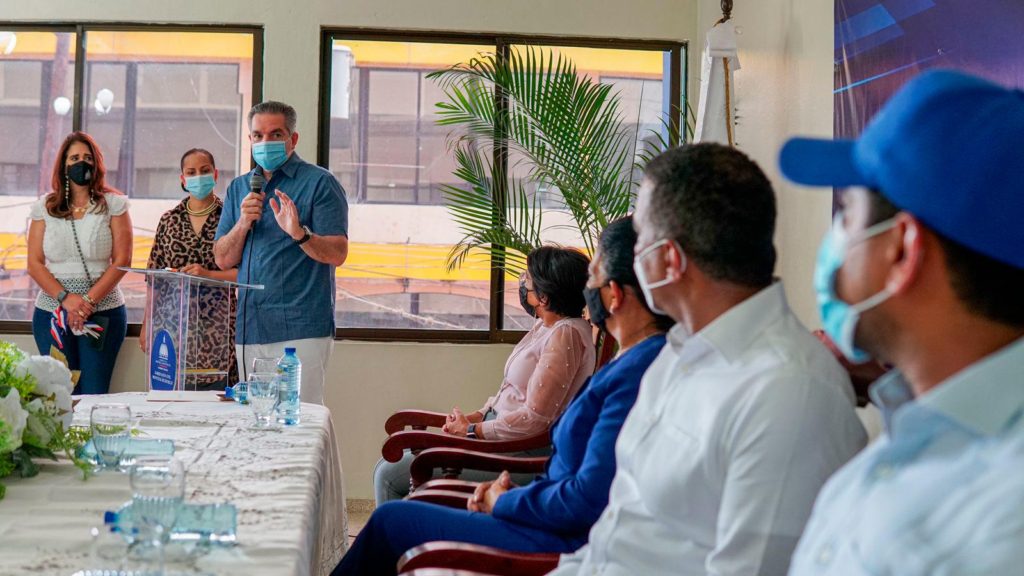 Espaillat será la próxima provincia libre de toque de queda, dice ministro Neney Cabrera