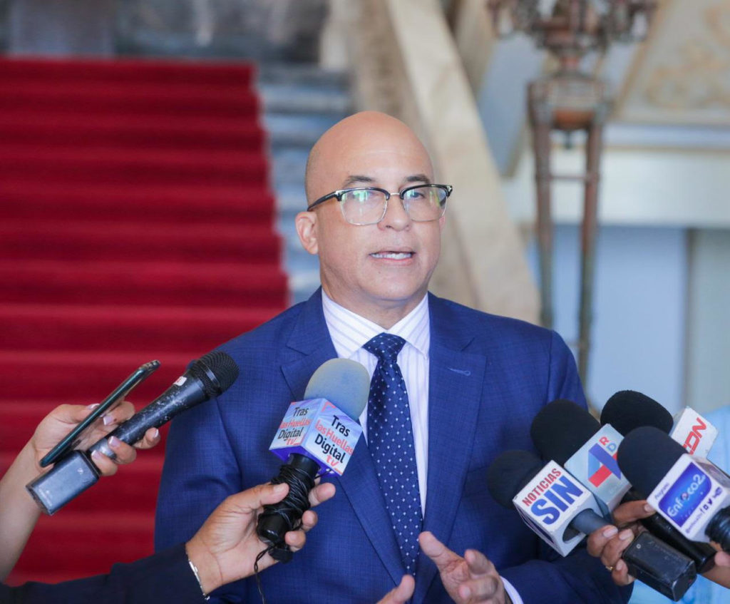 Presidente Abinader participará en Diálogo Nacional; llevará propuestas concretas