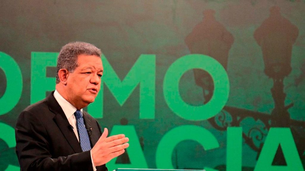 Leonel sobre Reforma Fiscal: 'sí pero no'