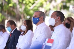 En el acto se inauguró la exposición iconográfica y educativa “Los Símbolos Patrios en la conciencia ciudadana”, y se publicó el libro “Manual de historia y uso de los símbolos patrios”