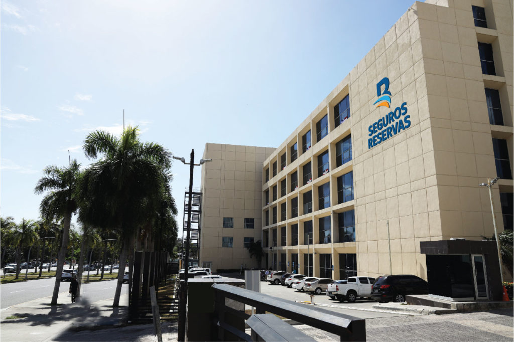 Seguros Reservas cierra el 2021 con más de 1,504 millones de pesos en beneficios netos