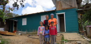 Voluntariado Bancentraliano entregó nueve viviendas reparadas en Constanza, eldigital.com.do