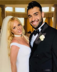 ¡Casados! Anuel y Yailin y Britney Spears y Sam Asghari