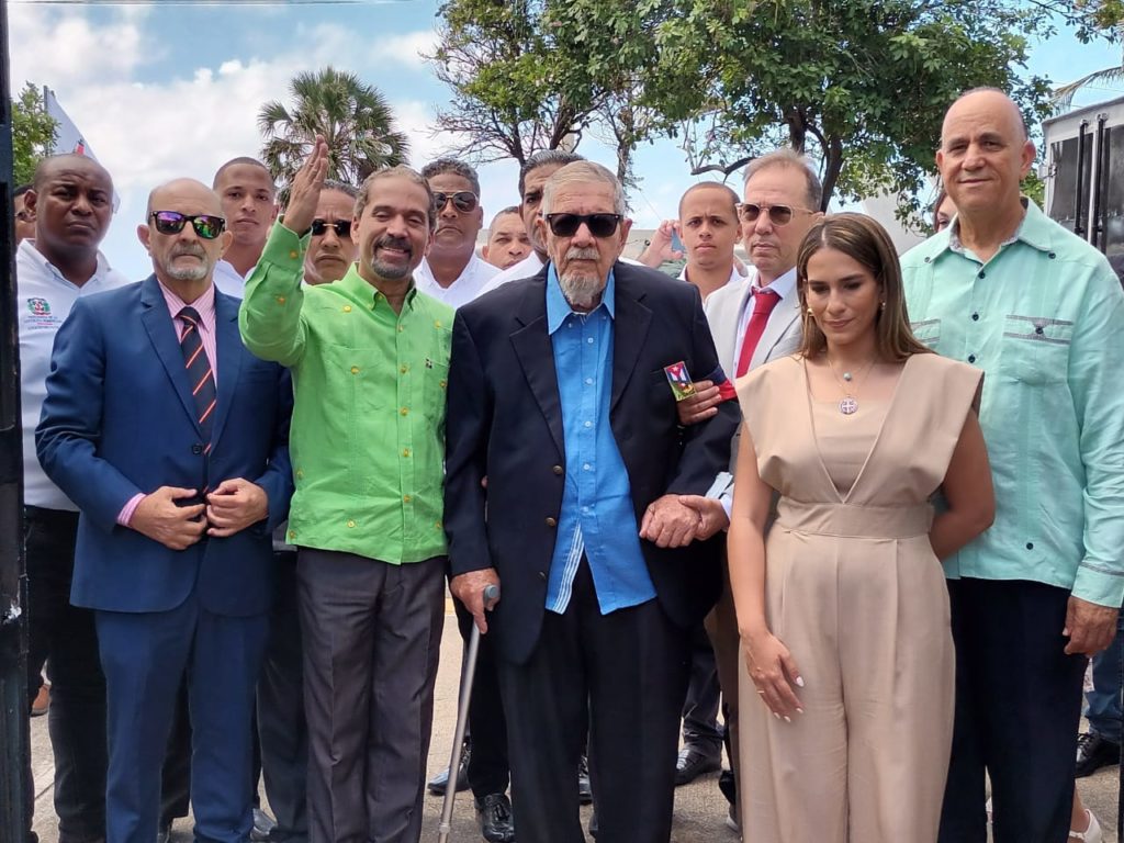 Delio Gómez Ochoa, el único sobreviviente de la expedición de Constanza, Maimón y Estero Hondo,, eldigital.com.do