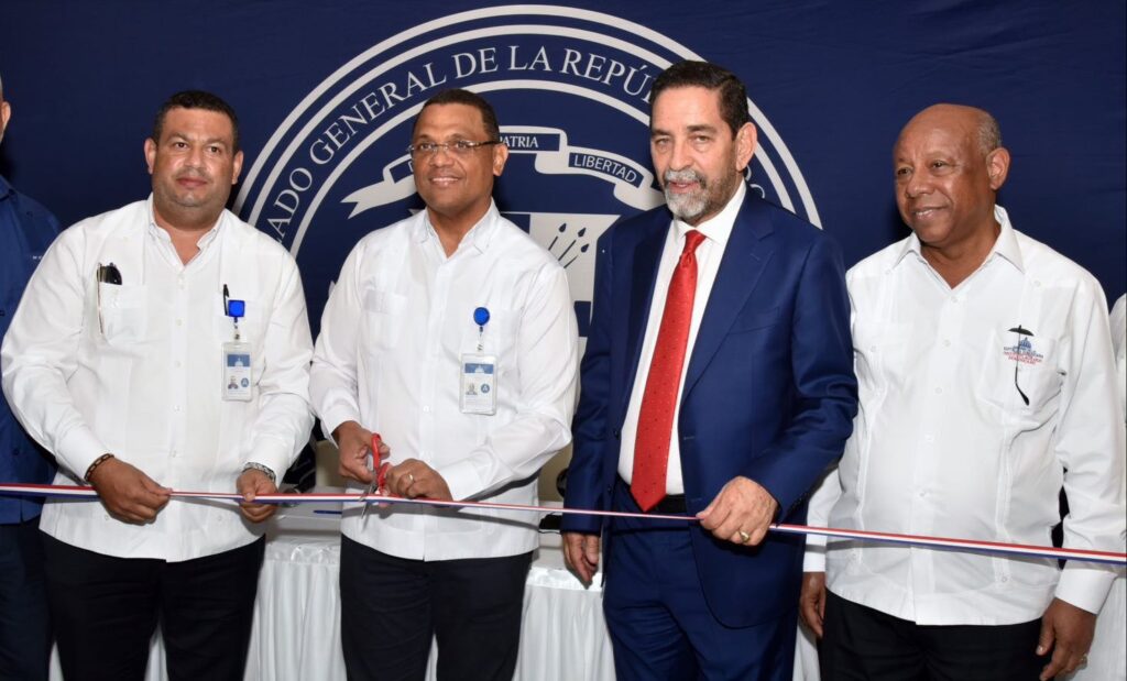 Gobierno entrega 87 títulos de propiedad a dominicanos residentes en Nueva York, eldigital.com.do