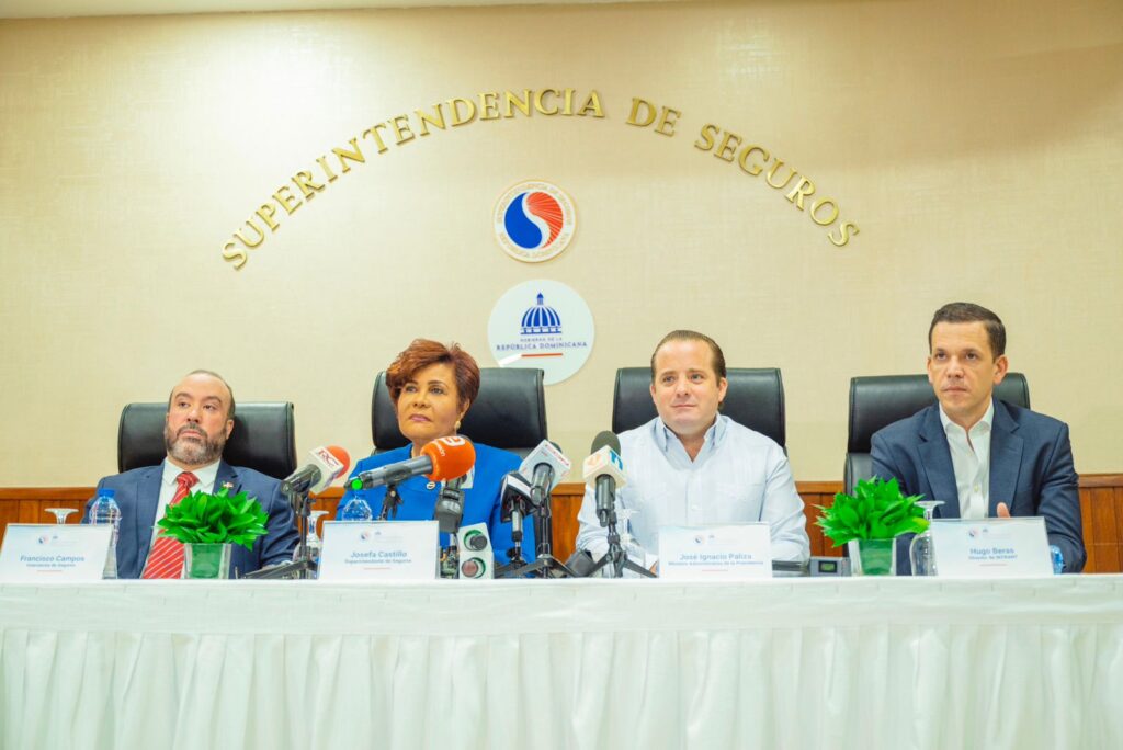 Gobierno dará ayuda de hasta RD$100 mil a propietarios vehículos afectados por inundaciones, eldigital.com.do