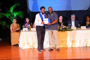 CENAPEC entrega 109 bachilleres prospectos de las Academias de Béisbol en la RD, eldigital.com.do