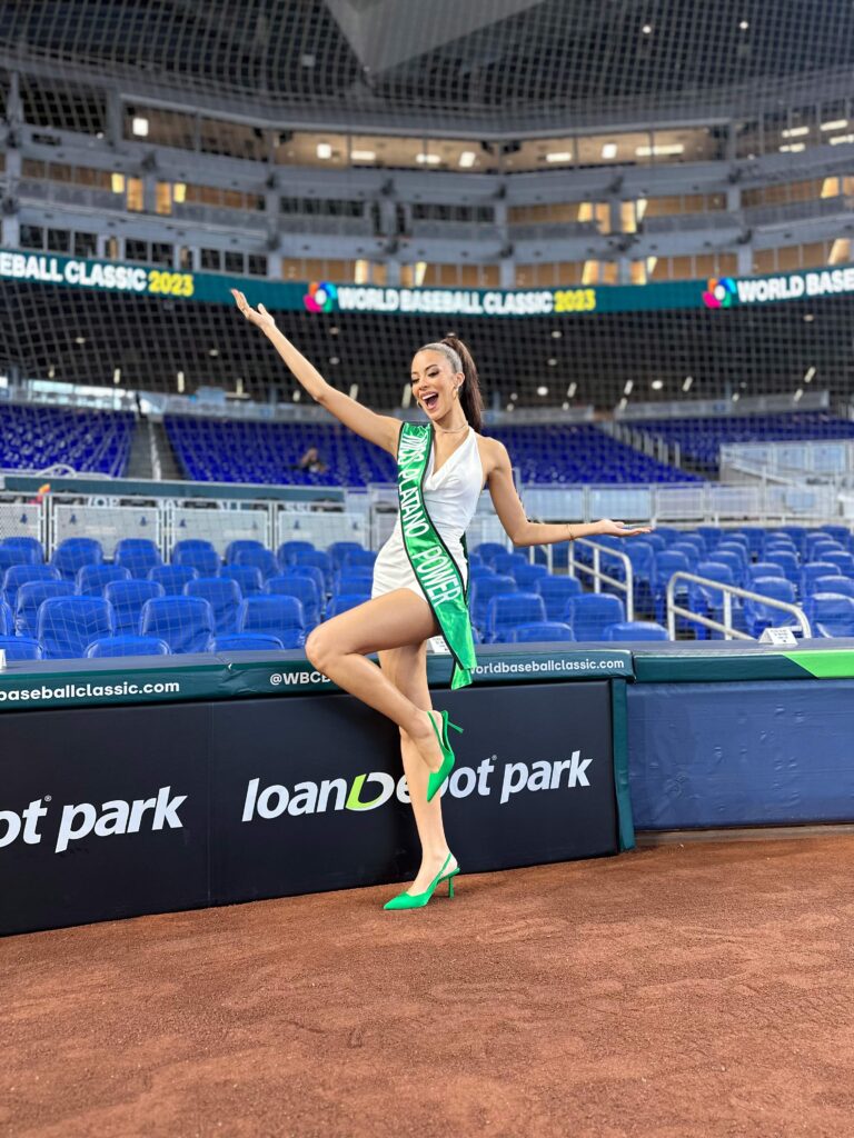 Cerveza Presidente corona a Andreína Martínez como “Miss Plátano Power”, eldigital.com.do