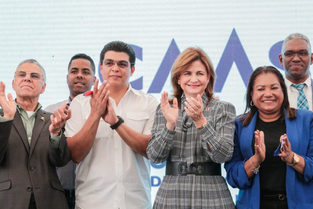 Vicepresidenta y CAASD entregan obras de drenaje sanitario para Invivienda, eldigital.com.do