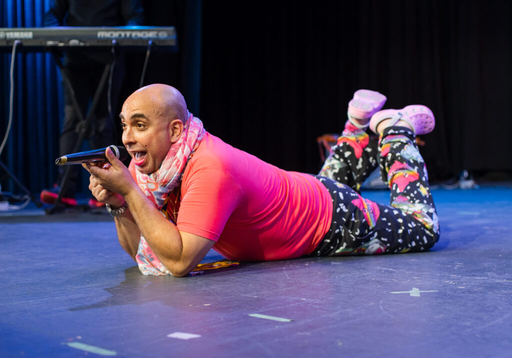 Irving Alberti celebrará a los padres con “The show” en Escenario 360, su espectáculo más versátil , eldigital.com.do