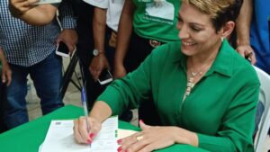 Selinée y Julieta de la comunicación a la política; inscriben precandidatura a diputada por la Fuerza del Pueblo, eldigital.com.do