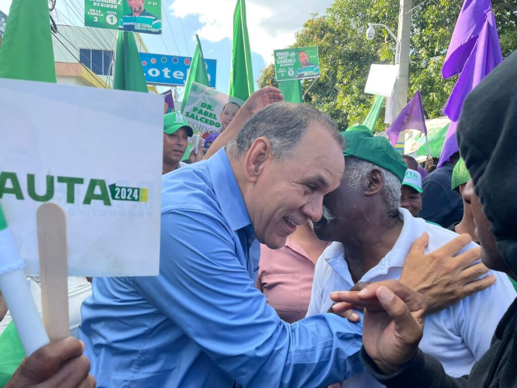 Carlos Cepeda promete convertir a Villa Tapia en el municipio más bonito del país, eldigital.com.do