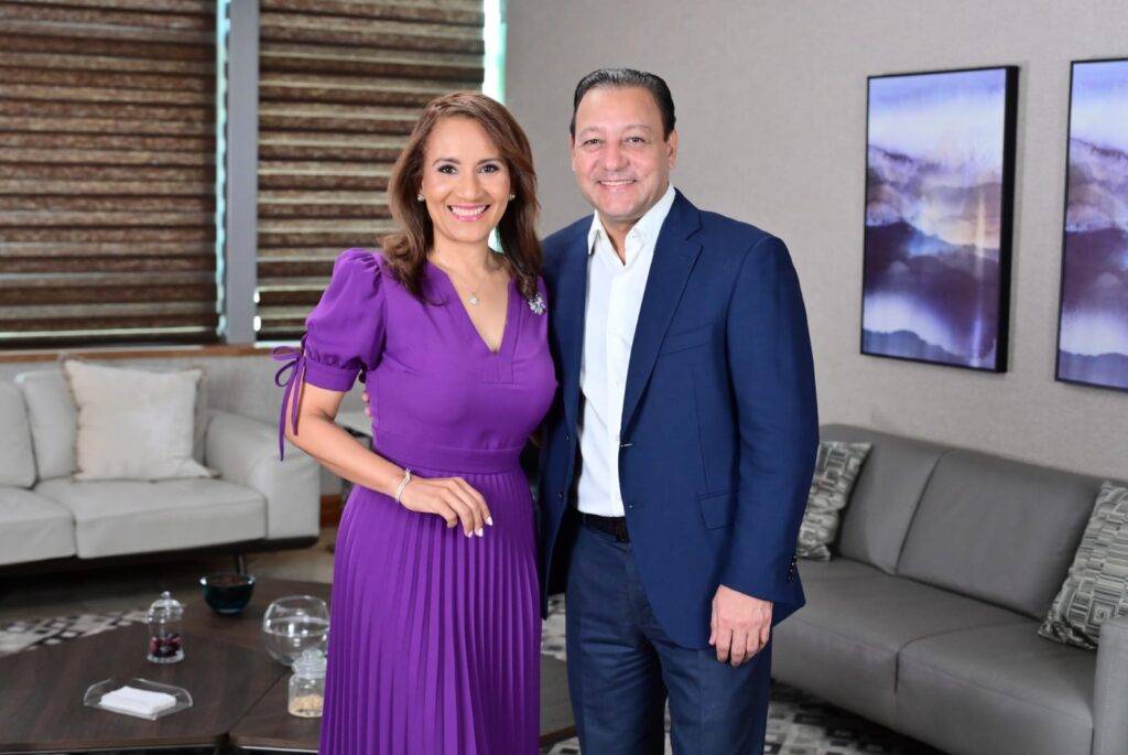 Abel Martínez elige a Zoraima Cuello como su vicepresidenta, eldigital.com.do