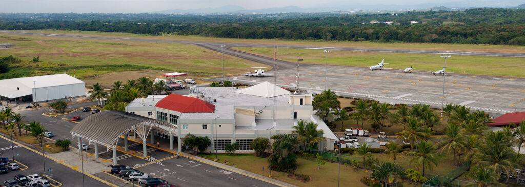 Dos aeropuertos servirán de 'puente aéreo' hacia Haití para llevar ayuda humanitaria, eldigital.com.do