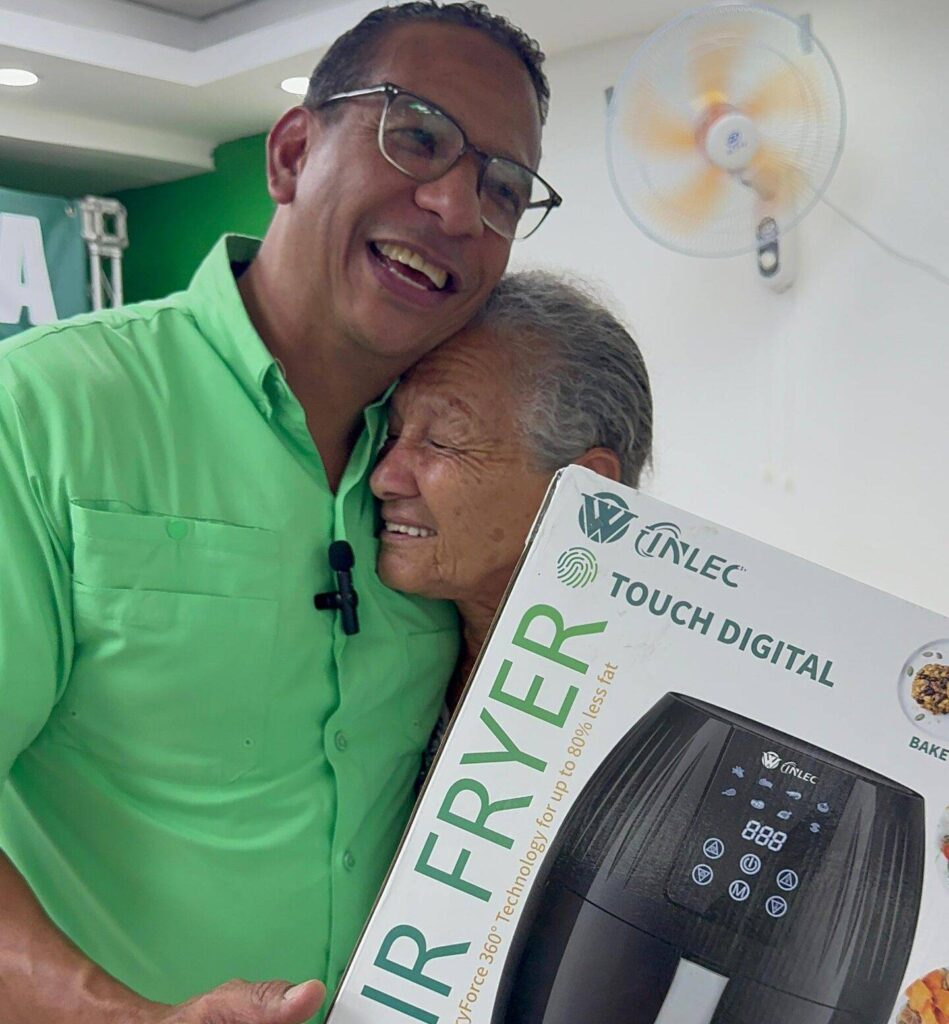 Pedro Jiménez, candidato a diputado por Circunscripción 2 del DN, premia a seguidores, eldigital.com.do