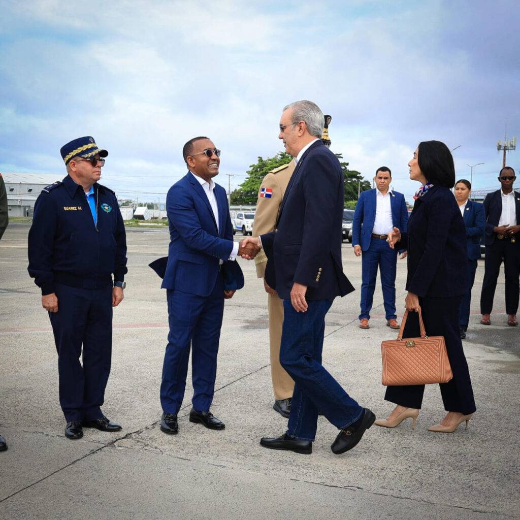 Familia presidencial salió para Italia; será recibida por el papa Francisco, eldigital.com.do