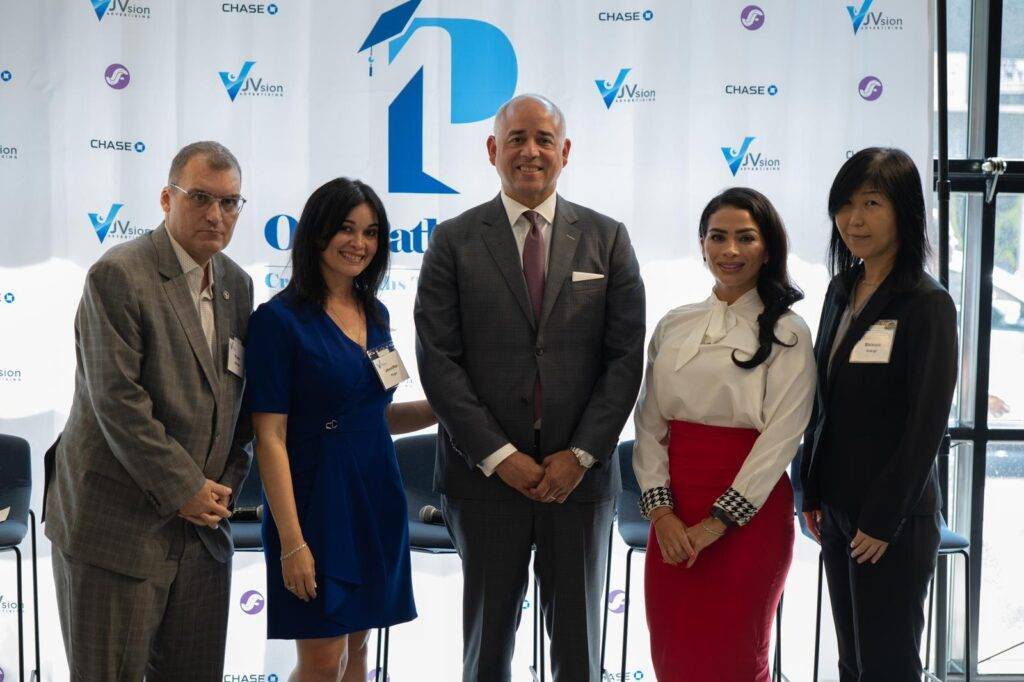 Lanzan fundación One Pathway para ayudar a inmigrantes a desarrollarse profesionalmente en Estados Unidos, eldigital.com.do