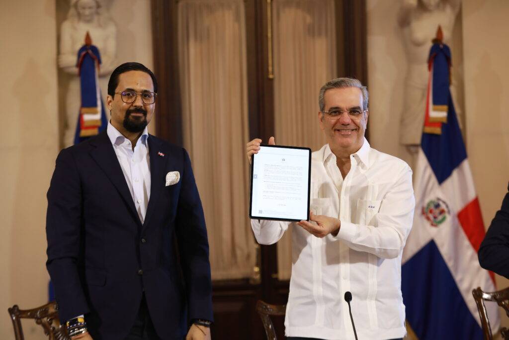 Gobierno se ahorra 40 millones de pesos con implementación de firma digital en 92 instituciones, el digital.com.do