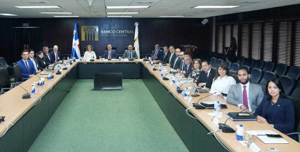 Misión del FMI concluye la revisión del Artículo IV del Acuerdo Constitutivo con visita al Banco Central, eldigital.com.do