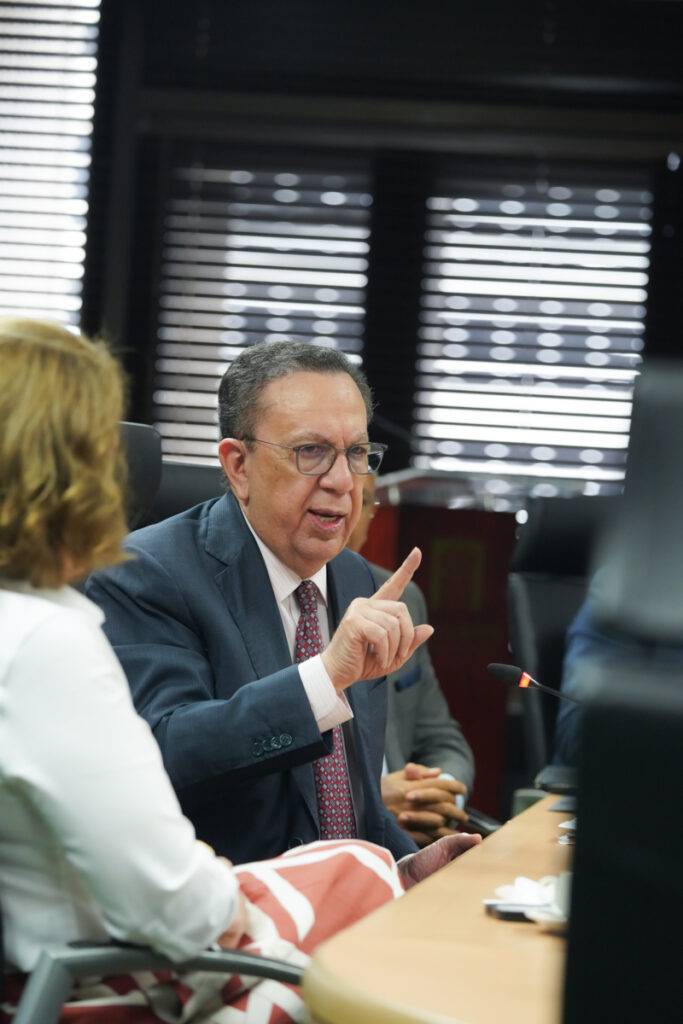 BCRD informa que los flujos de remesas alcanzaron los US$9,878.4 millones entre enero y octubre de 2025 eldigital.com.do