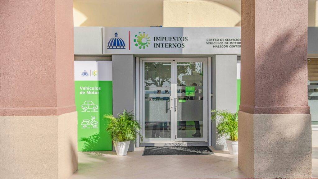 DGII avisa 'ya funciona mejora' tecnológica para expedición de Primera Placa, eldigital.com.do