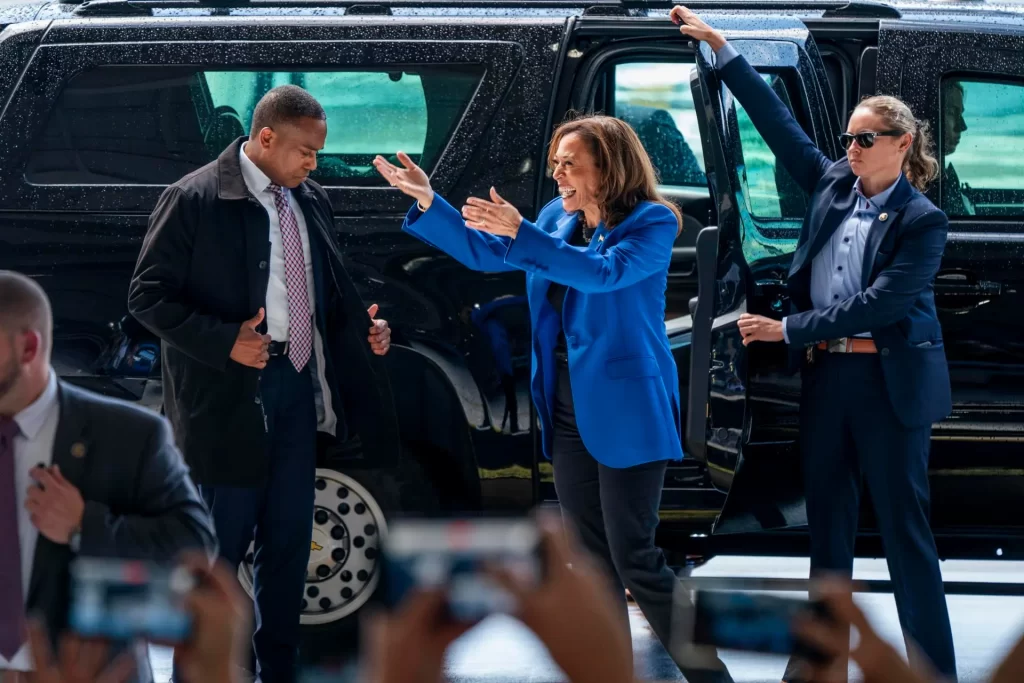 Kamala Harris aventaja ligeramente a Donald Trump, según varias encuestas, eldigital.com.do