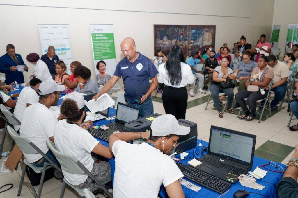 SeNaSa y UASD firma convenio para carnetizar a más de 50 mil estudiantes en régimen subsidiado, eldigital.com.do