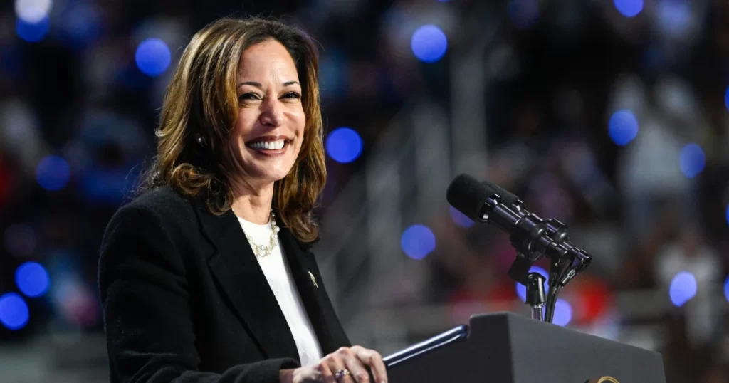 Latinos apoyan a Kamala en estados péndulo y prefieren su plan económico, según sondeo, eldigital.com.do