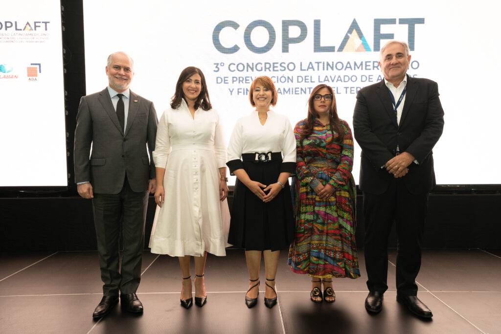 Autoridades y líderes bancarios reafirman compromiso contra el crimen organizado, eldigital.com.do