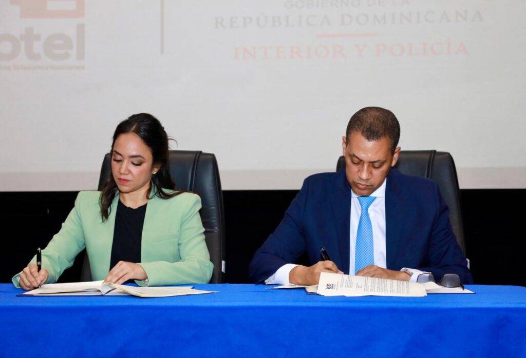 INDOTEL dotará de internet destacamentos policiales, eldigital.com.do