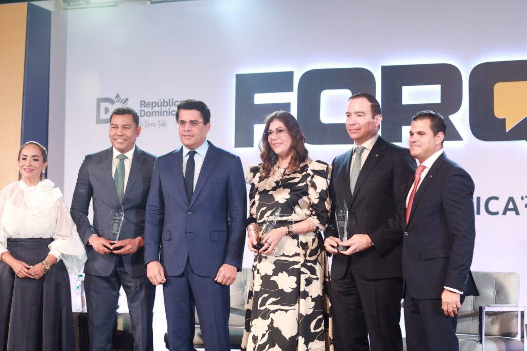 BHD recibe reconocimiento de ASONAHORES por transacción del año, eldigital.com.do