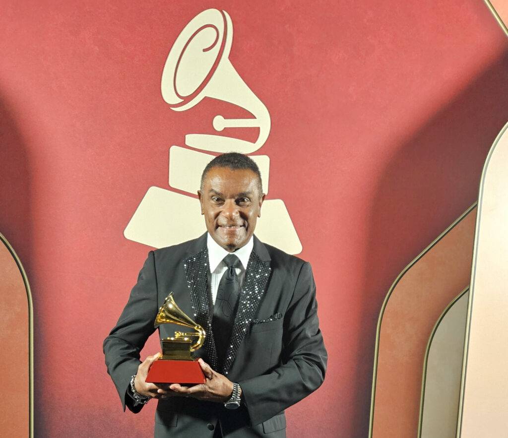 “Señores, el bolero está vivito y coleando”, afirma El Canario tras ganar el Latin Grammy, eldigital.com.do