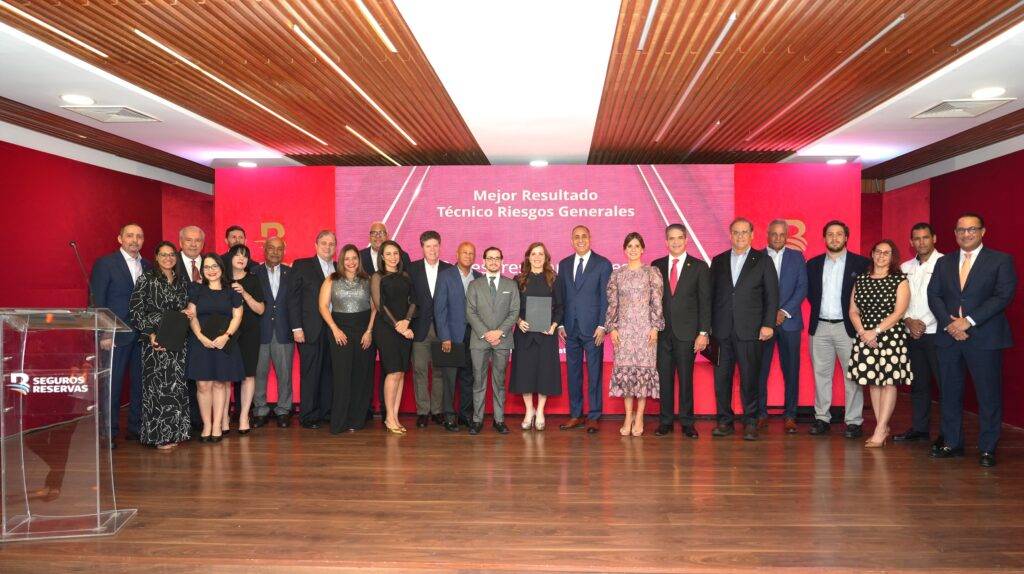 Seguros Reservas celebra encuentro navideño y reconoce a Corredores de Seguros de todo el país, eldigital.com.do