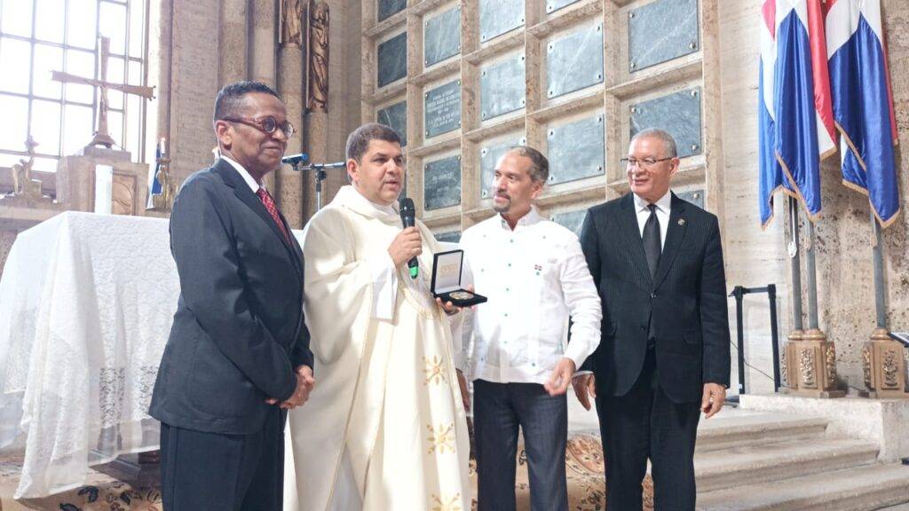 Realizan acto religioso por el “Mes de la Patria 2025”, eldigital.com.do