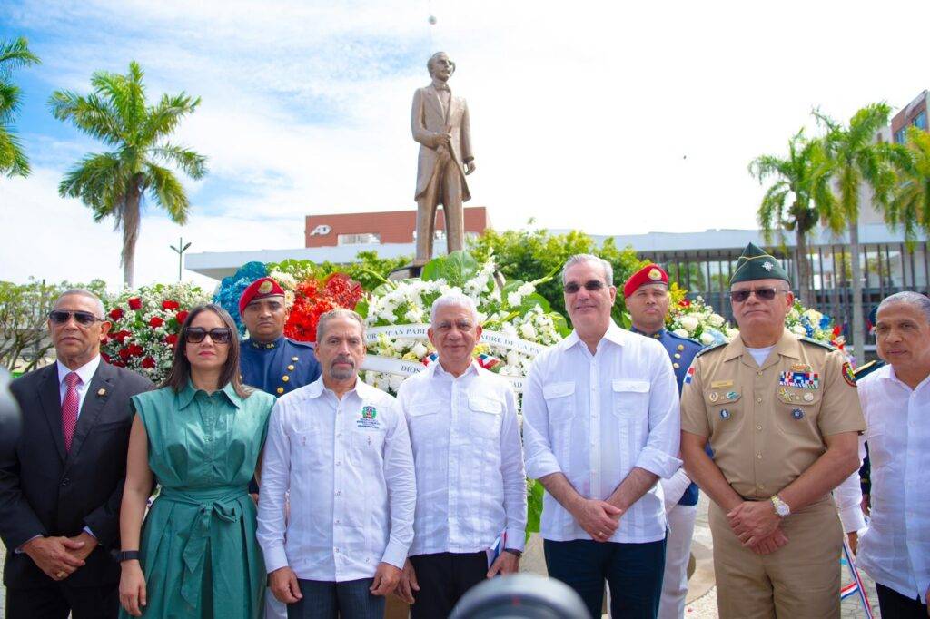 Presidente Luis Abinader apertura el “Mes de la Patria 2025” honrando la memoria de Juan Pablo Duarte , eldigital.com.do