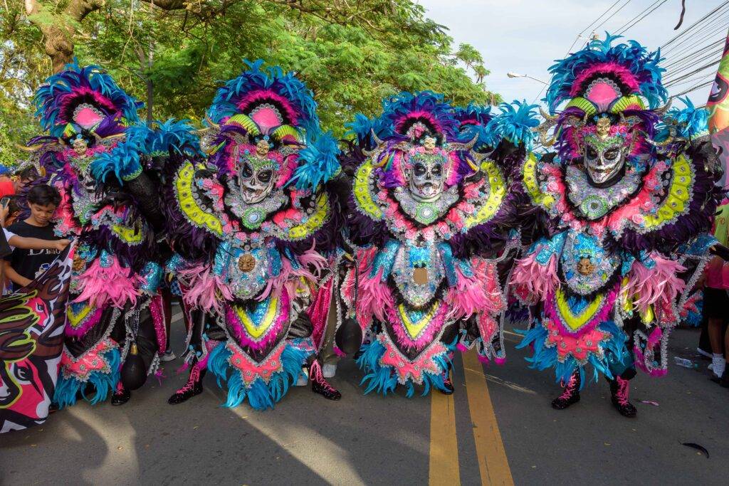 COCAVE y MR. TOURS llevan a la prensa el inicio del Carnaval Vegano 2025, eldigital.com.do