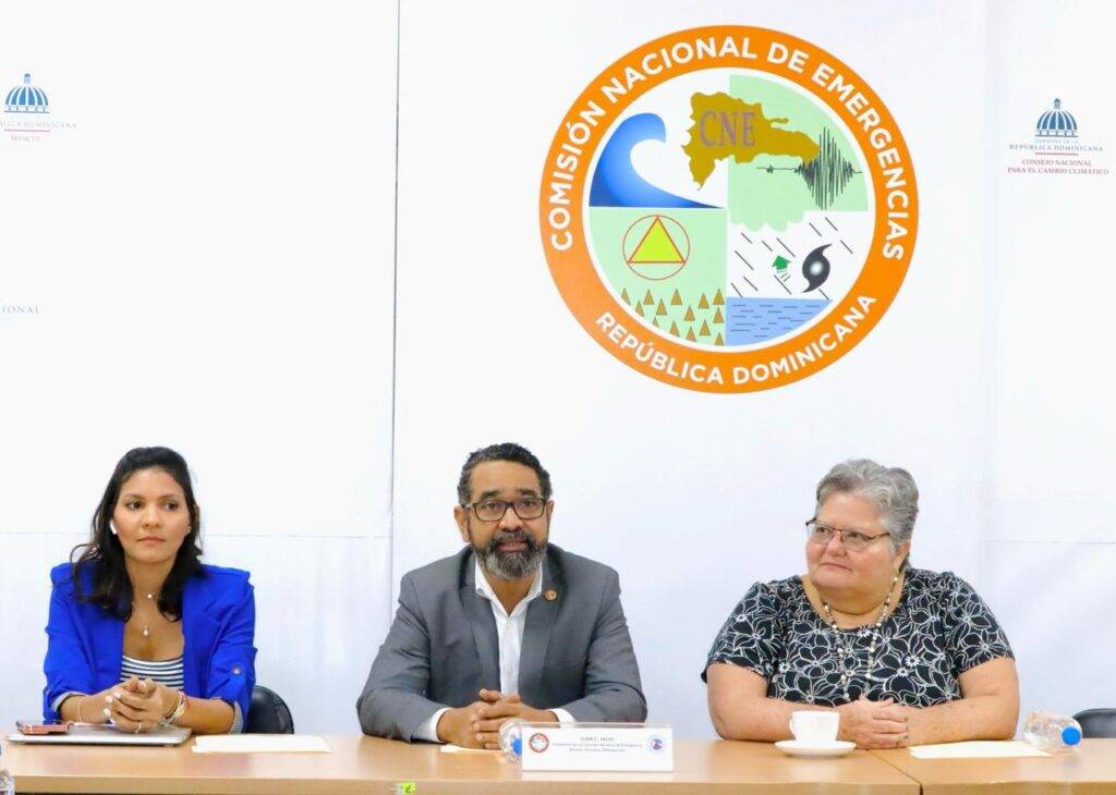 Comisión Nacional de Emergencias discute necesidad de revisar protocolos de actuación ante tsunamis en el país, eldigital.com.do