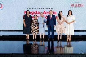 Entregan premio a la mujer del Poder Judicial a 25 juezas y servidoras judiciales, eldigital.com.do