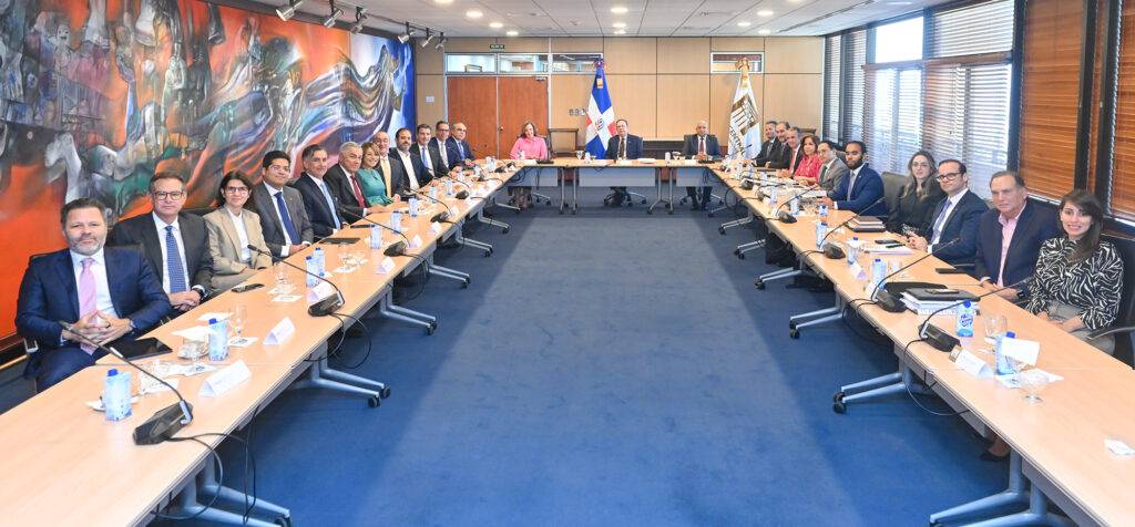 Valdez Albizu expresa al CONEP un mensaje de tranquilidad ante el clima de incertidumbre internacional, eldigital.com.do