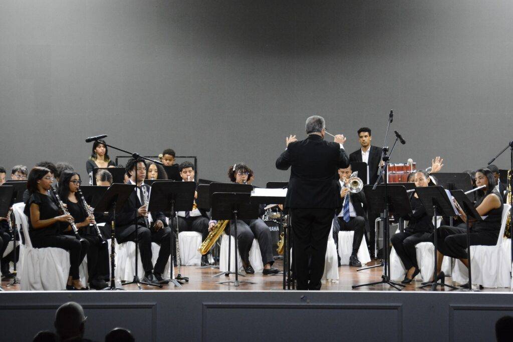 La Orquesta Dominicana de Vientos ofrece concierto sinfónico en homenaje a las madres, eldigital.com.do