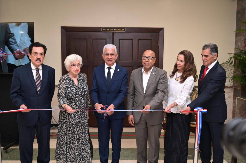 Senado inaugura exposición museográfica para honrar al coronel Rafael Tomás Fernández Domínguez, eldigital.com.do