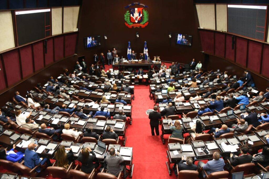 Médicos especialistas que trabajan en la frontera podrían no pagar impuestos, eldigtial.com.do
