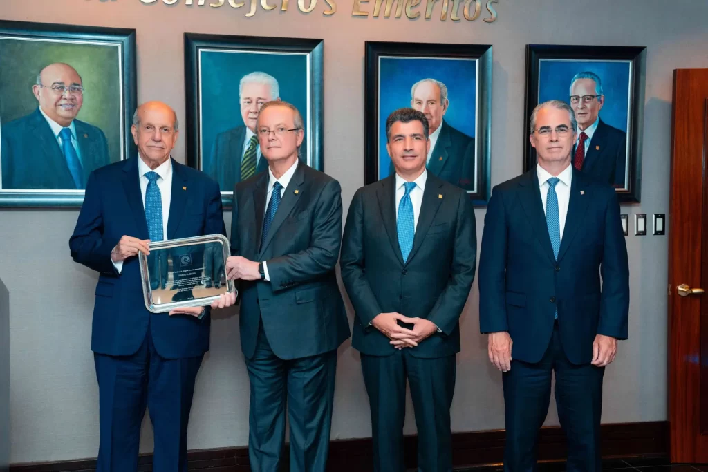 Grupo Popular reconoce a Marino D. Espinal como Consejero Emérito, eldigital.com.do