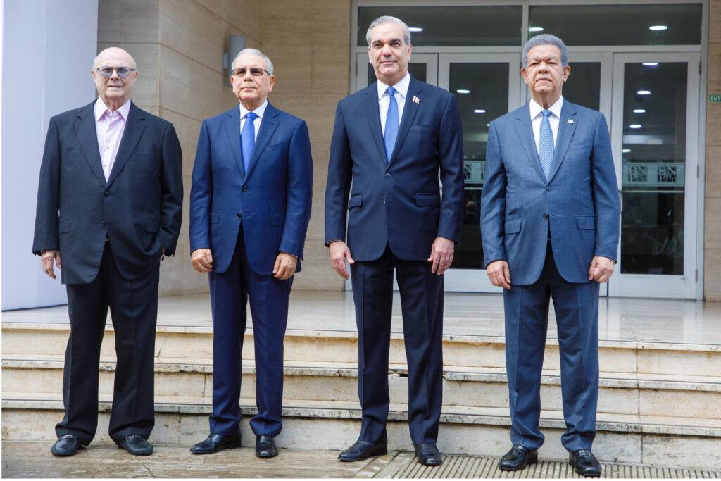 Abinader visitará a Danilo para continuar el diálogo sobre la crisis haitiana, eldigital.com.do