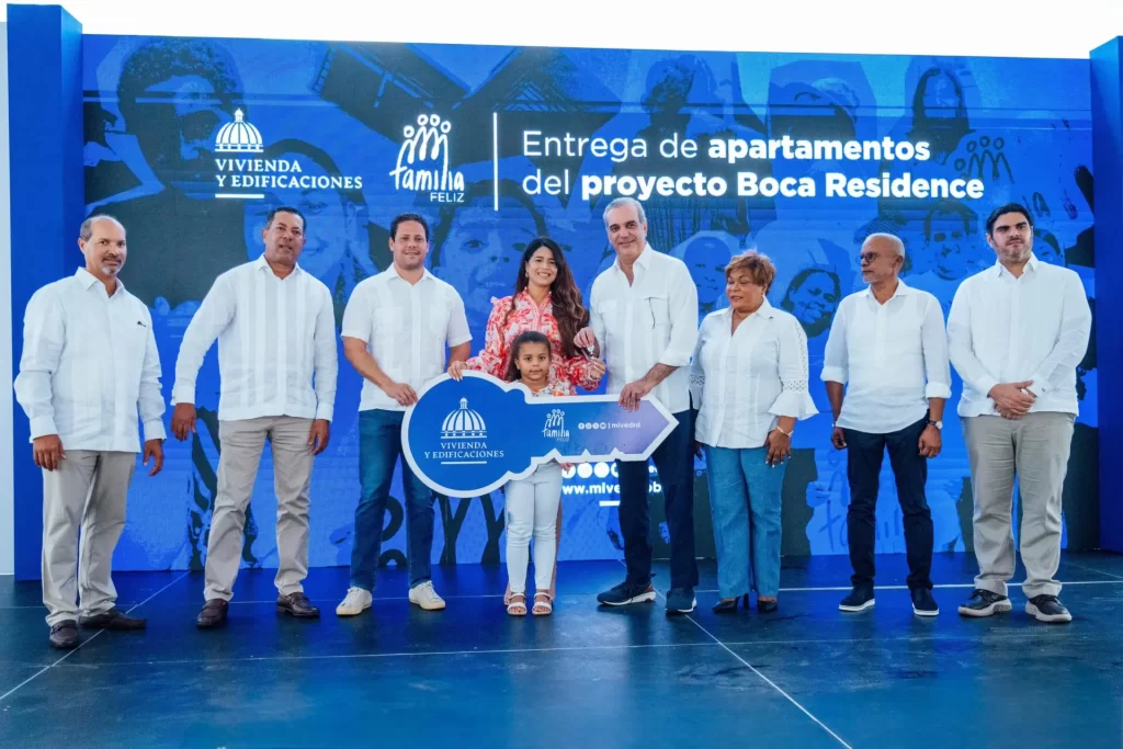 Abinader entrega de 72 apartamentos en Boca Chica, eldigital.com.do