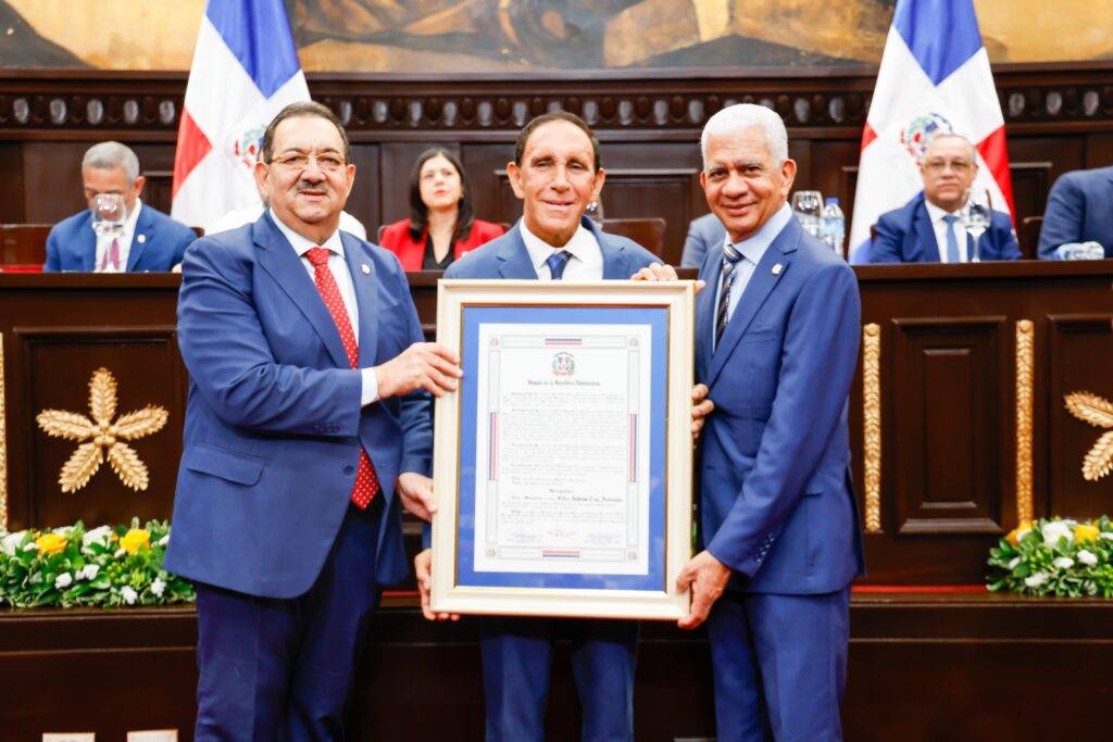 Senado reconoce a personalidades del arte, deporte, educación, justica y otras áreas, eldigital.com.do