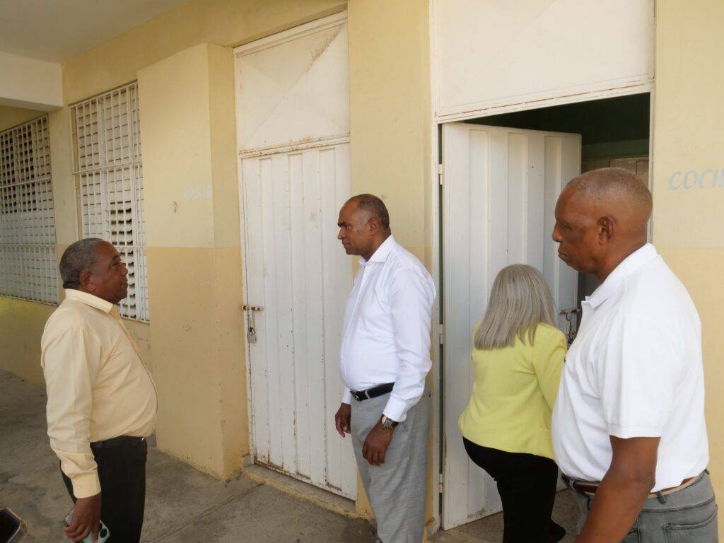 Senador Julito Fulcar canaliza apertura de aulas inclusivas para niños con autismo en Peravia, eldigital.com.do