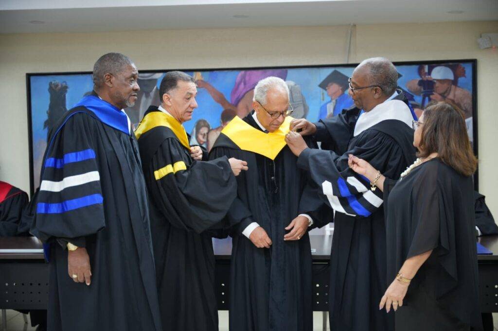 UASD otorga título de “Profesor Honorario” al doctor Rafael Sánchez Español, eldigital.com.do