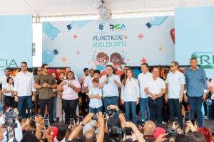 Plásticos por Útiles Escolares recolecta 15.2 millones de botellas plásticas, eldigital.com.do