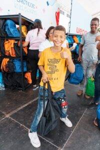 Plásticos por Útiles Escolares recolecta 15.2 millones de botellas plásticas, eldigital.com.do